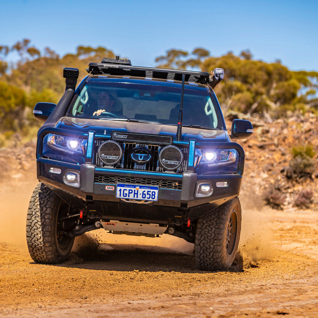 ARB PARACHOQUE FRONT SUMMIT PRADO freeshipping - All Racing Perú ARB PARACHOQUE FRONT SUMMIT PRADO freeshipping - All Racing Perú