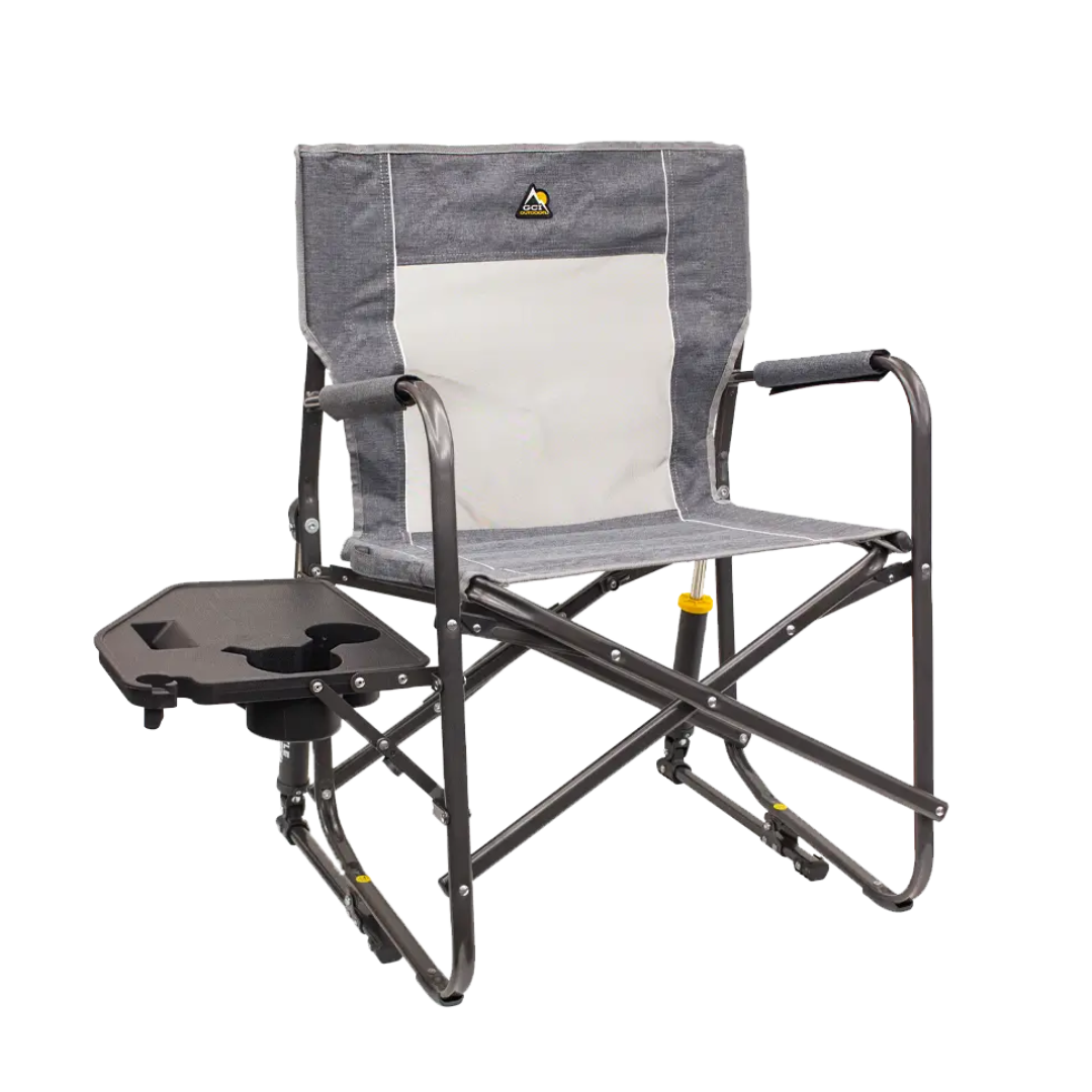 GCI OUTDOOR SILLA FREESTYLE ROCKER™ CON MESA AUXILIAR PLOMO