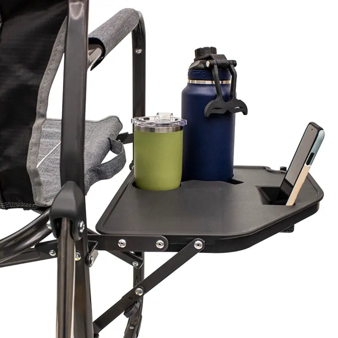 GCI OUTDOOR SILLA FREESTYLE ROCKER™ CON MESA AUXILIAR PLOMO