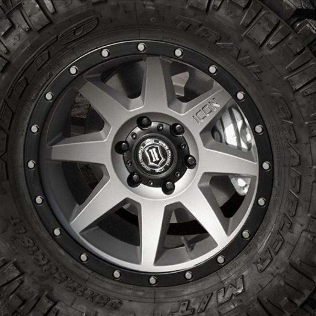 ICON ALLOYS JUEGO DE TUERCAS DE ALEACIONES NEGRAS -12 X 1.5
